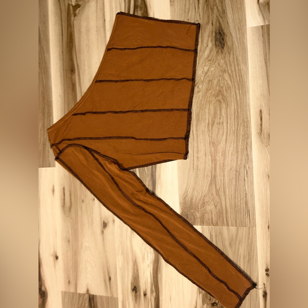 One shoulder top
